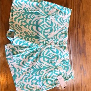 Crown & Ivy Shorts